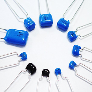 村田引線型陶瓷電容器內部是貼片電容？