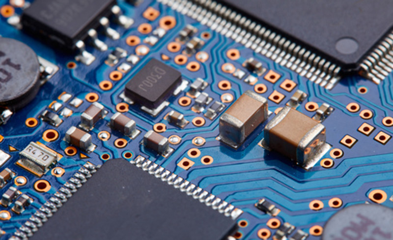 深圳三星貼片電容代理商：你知道，貼片電容的工作壽命有多長？