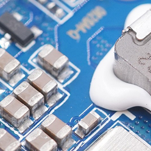 深圳三星貼片電容代理商：貼片電容的顏色有沒(méi)有白色的？